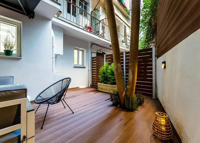Backyard Modern House Nea Smyrni