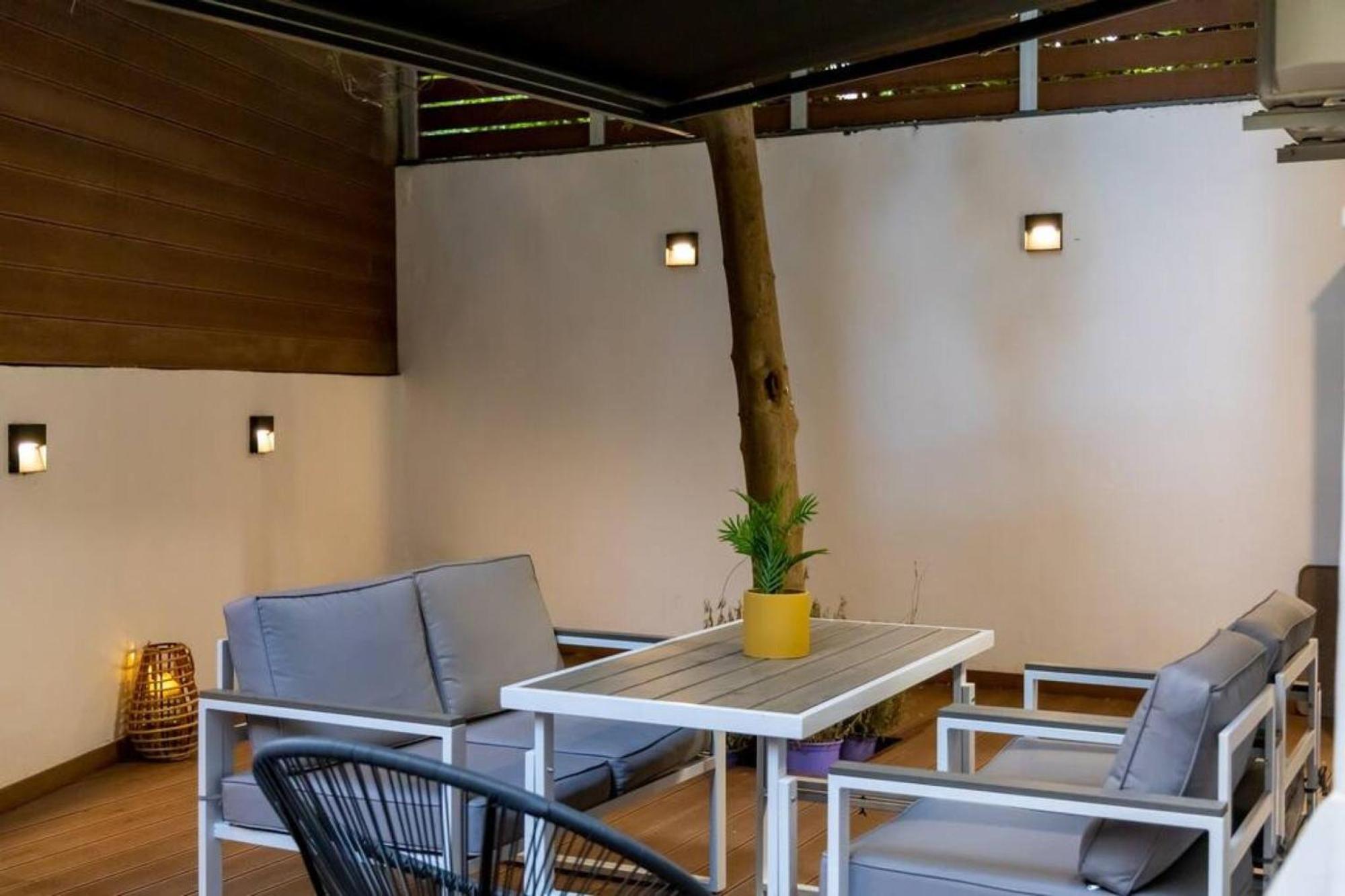Apartment Backyard Modern House Nea Smyrni *